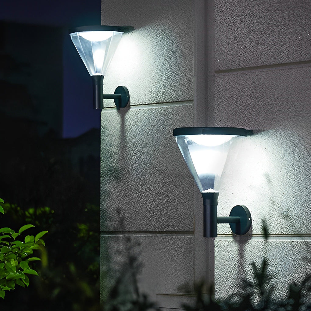 RAVENSHIRE RAINPROOF DIMMABLE SOLAR WALL LANTERN