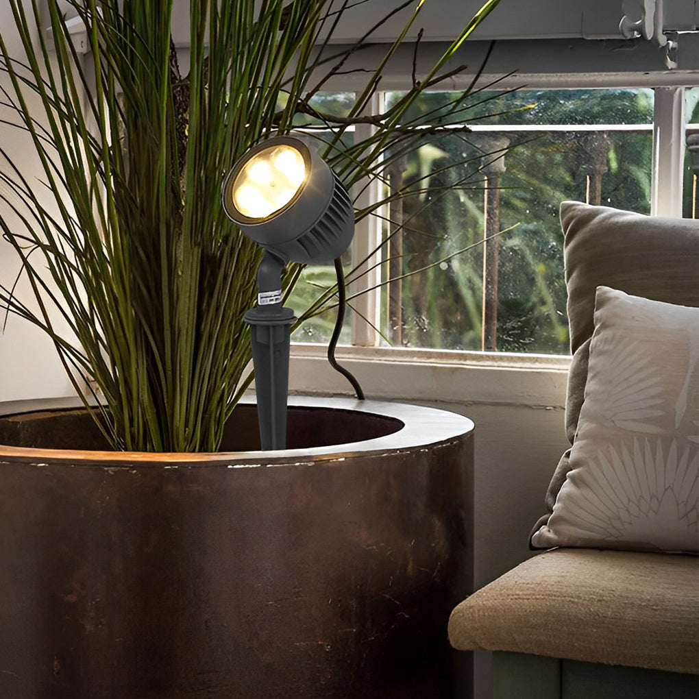WINDSOR DOME LED SPOTLIGHTS WITH WATER-RESISTANT FINISH