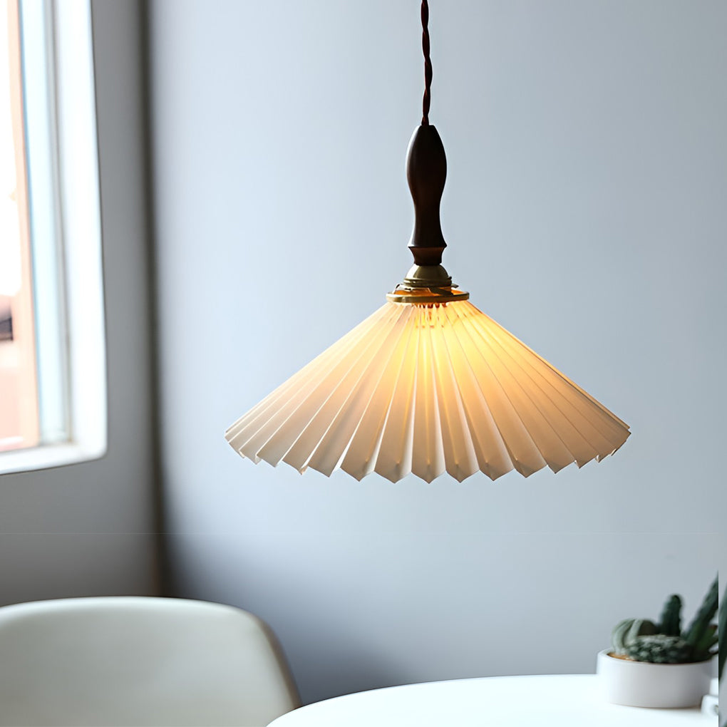 WINDSOR PLEATED WHITE NORDIC HANGING LAMP