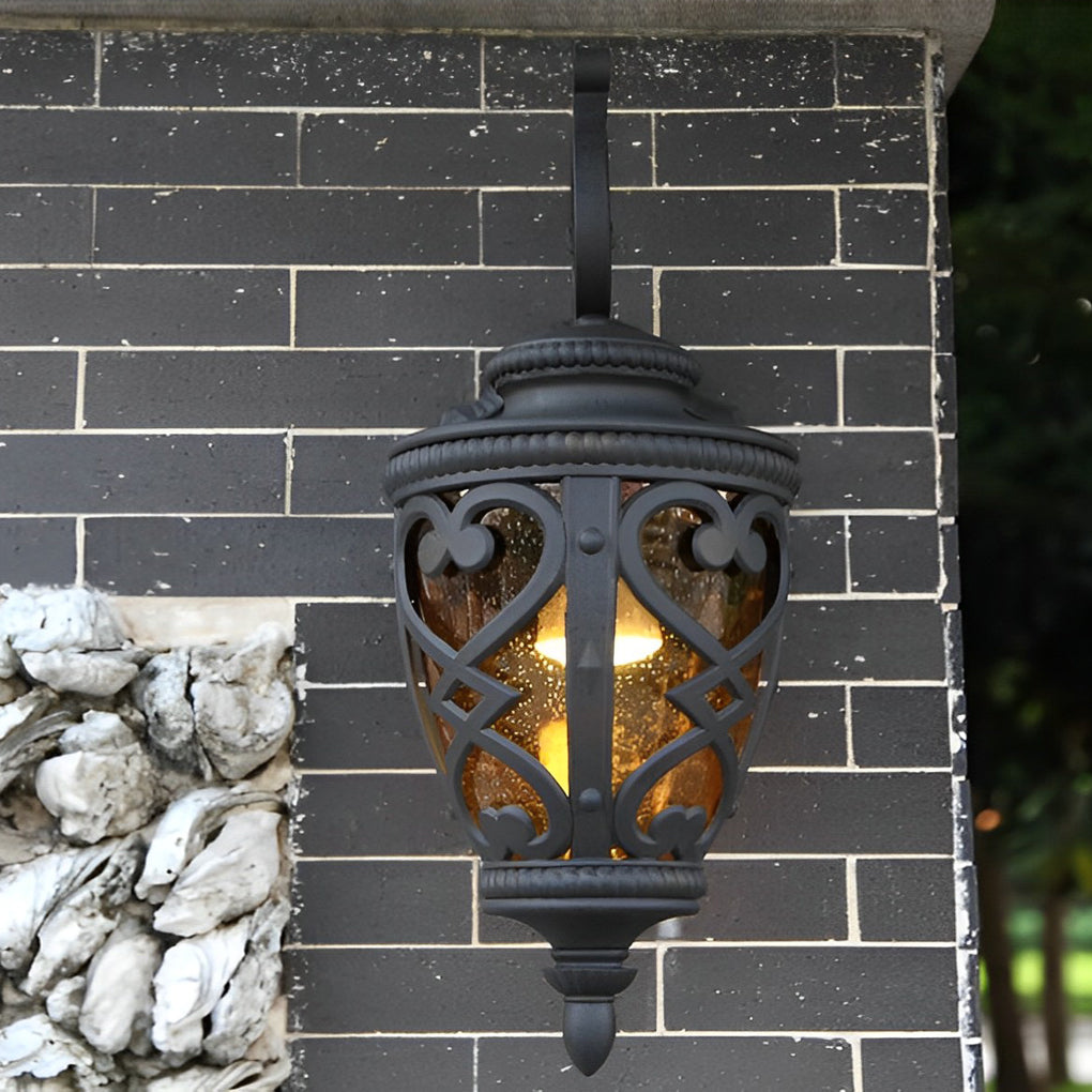 RAVENHURST VINTAGE ALUMINUM OUTDOOR WALL LANTERN
