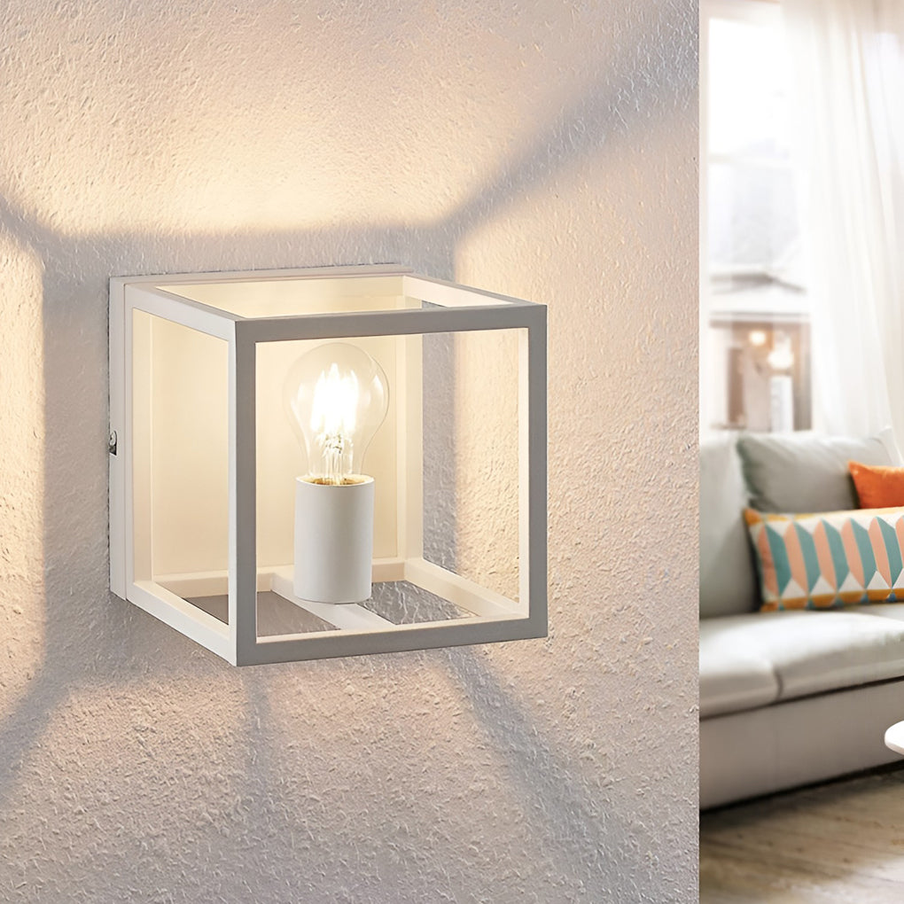 WINTHROP SQUARE MODERN WALL LANTERN