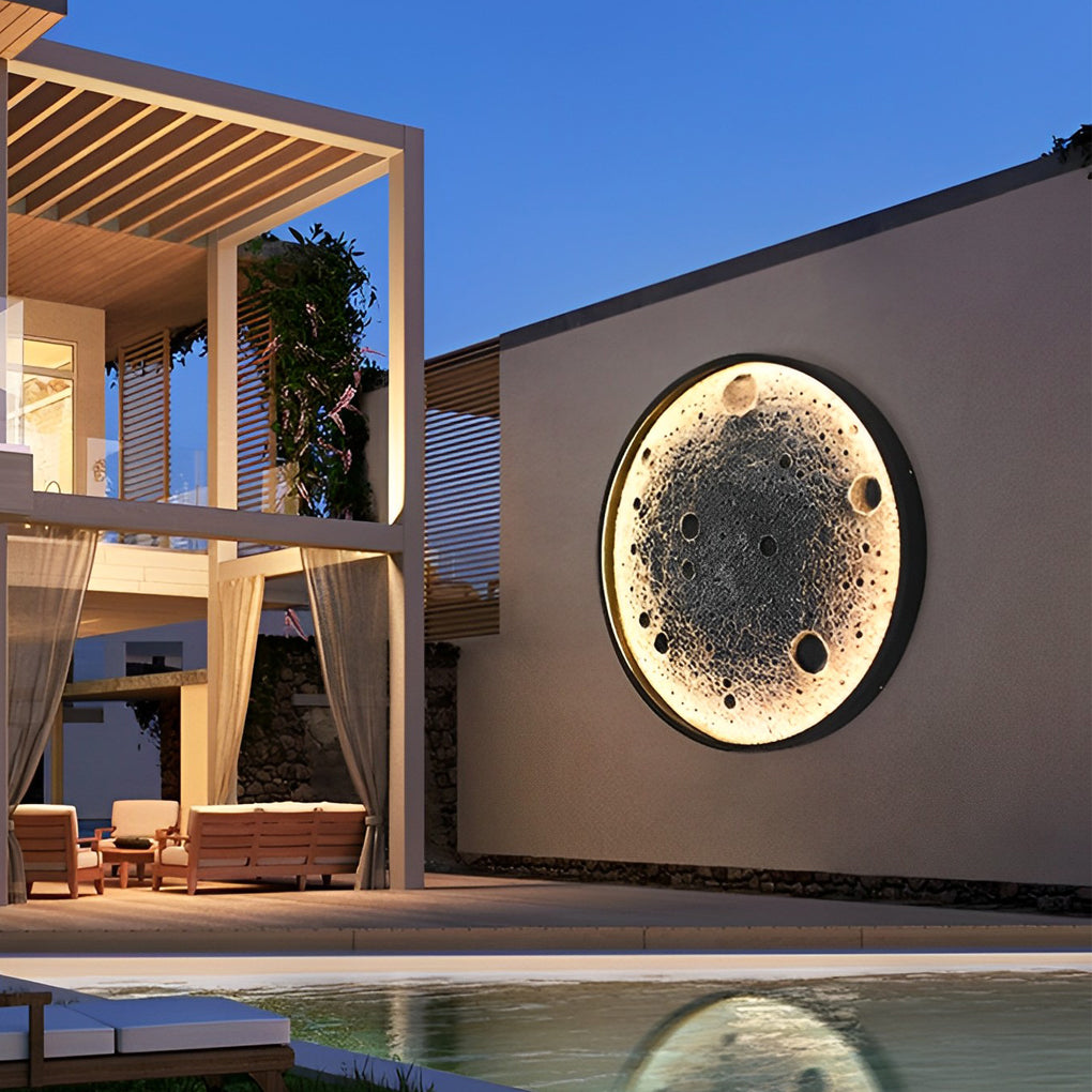 CHESHIRE MOONLIT CIRCLE OUTDOOR WALL LANTERN