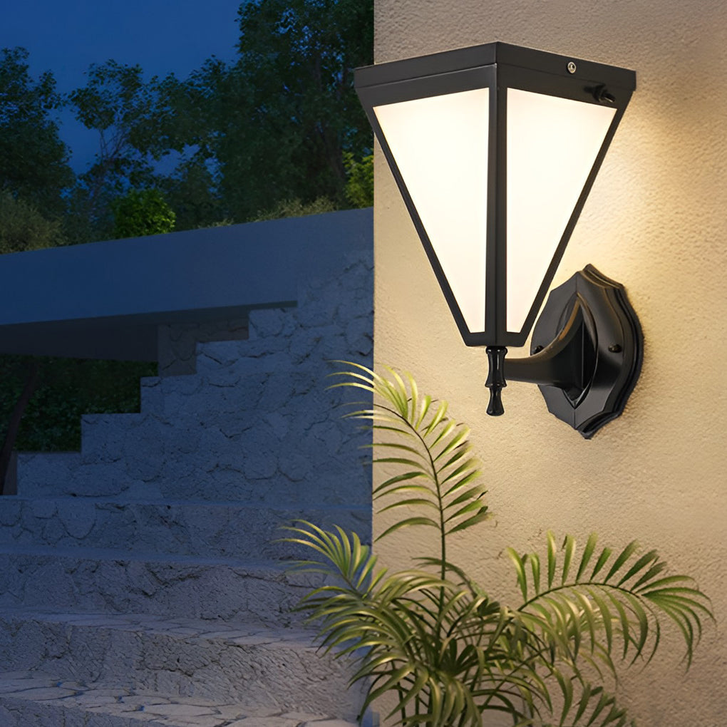 WINDSOR SOLAR-POWERED TAPERED OUTDOOR WALL LANTERN