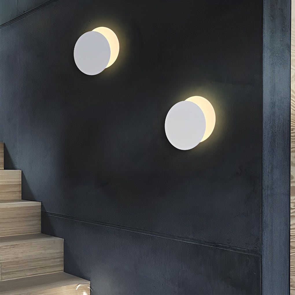 WINDSOR SPINNING CIRCLE LED WALL LANTERN