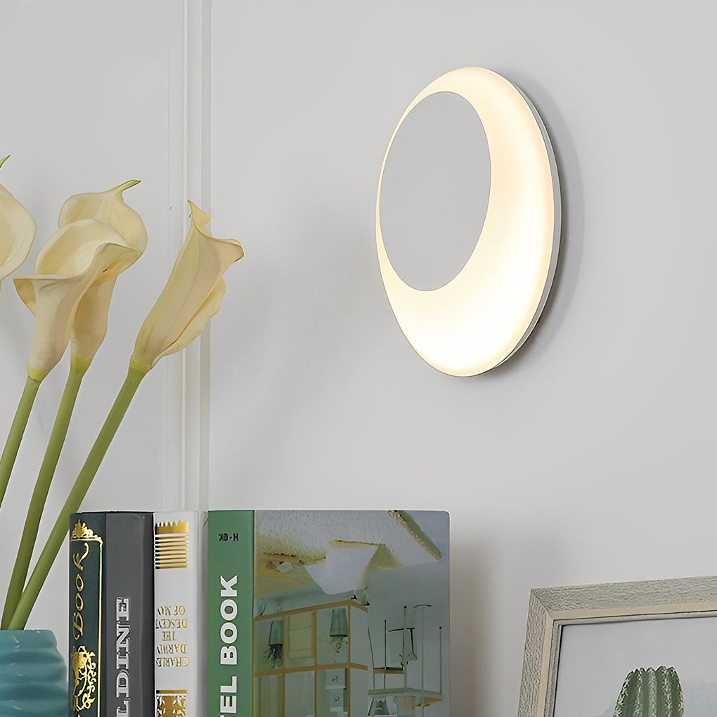 WINDSOR CRESCENT LED AQUA WALL LIGHT