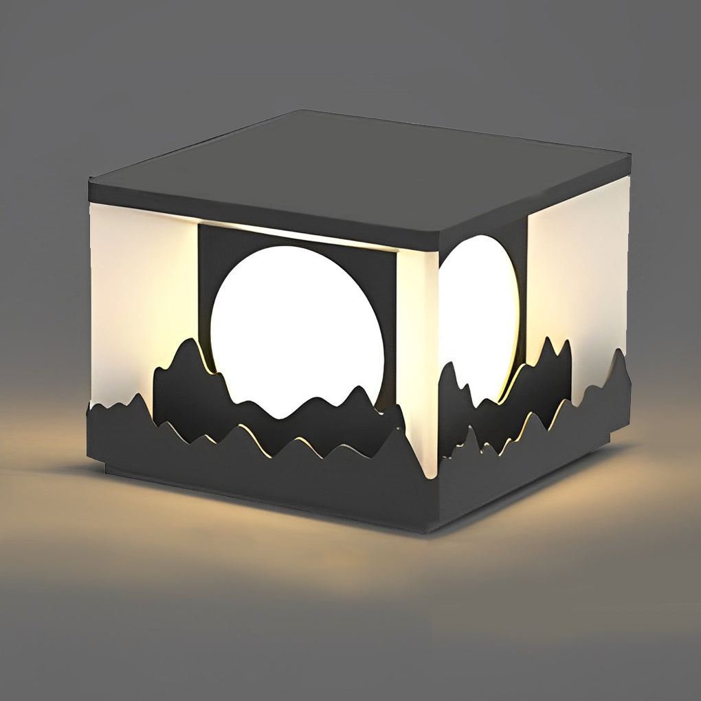 BRIDGEMAN SOLAR ILLUMINATION FENCE POST LANTERNS WITH MOUNTAIN VISTA DESIGN