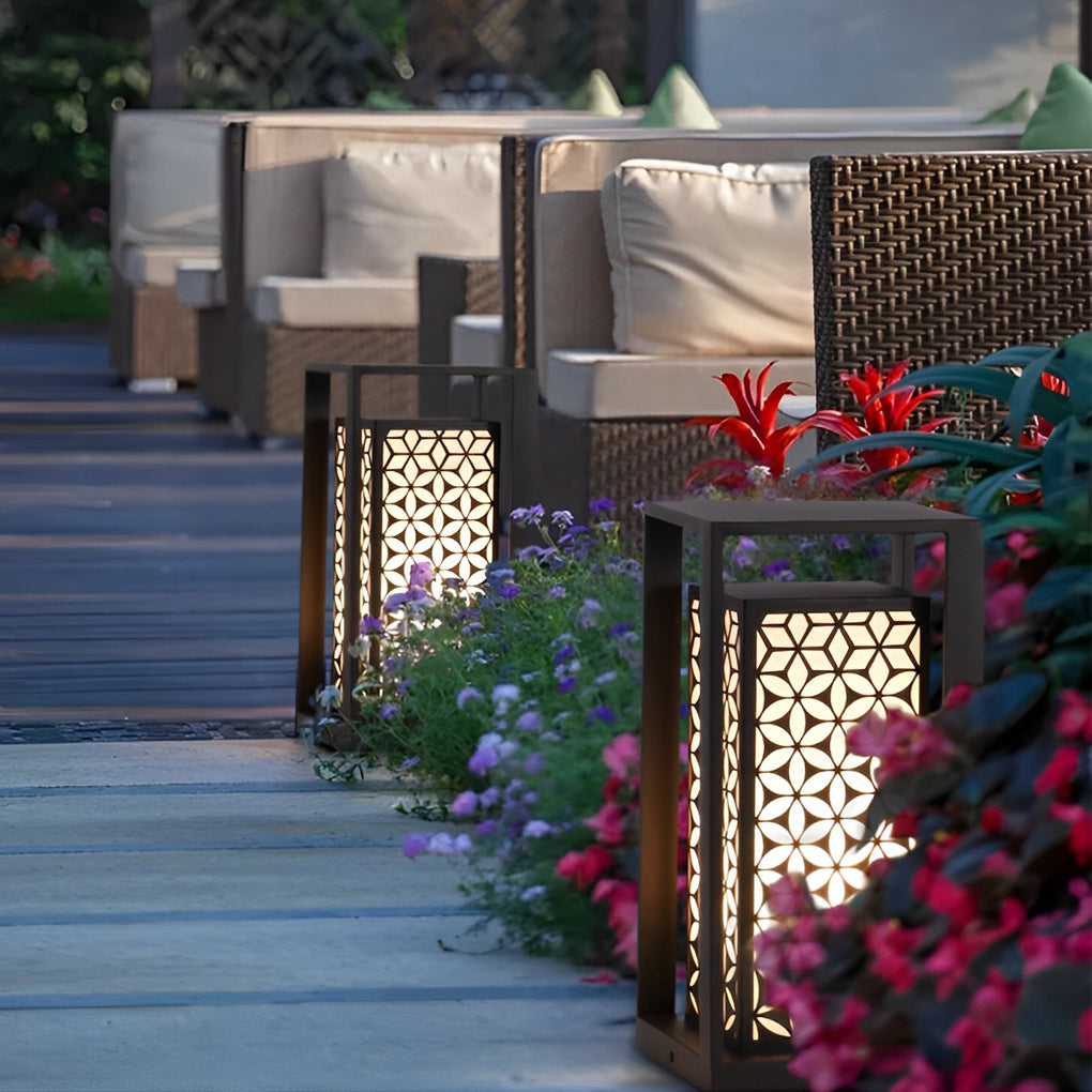 WINDSOR RUSTIC GARDEN PATH LIGHTS, WEATHERPROOF LED LANTERNS FOR OUTDOOR SPACES