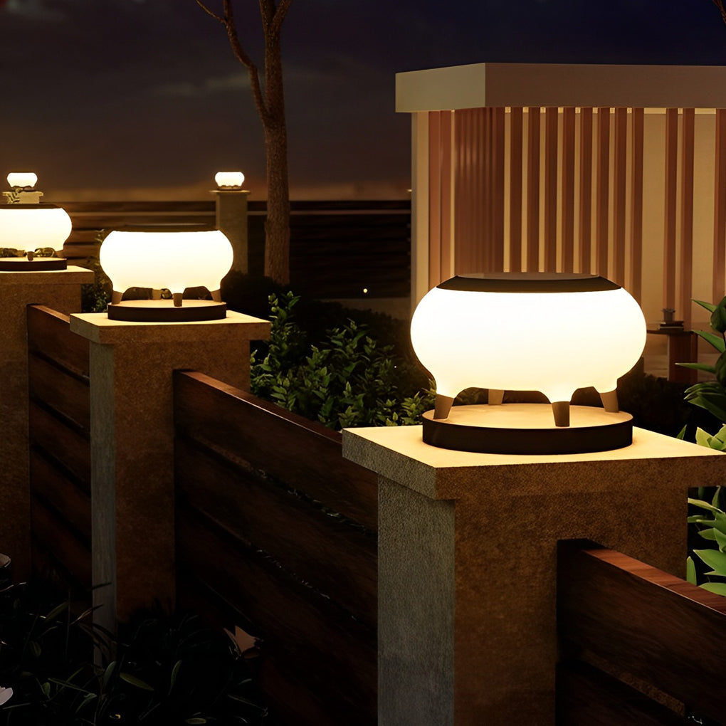 WINDSOR CIRCLE SOLAR GLOW FENCE LIGHTS - IP65 WATER-RESISTANT BLACK FINISH