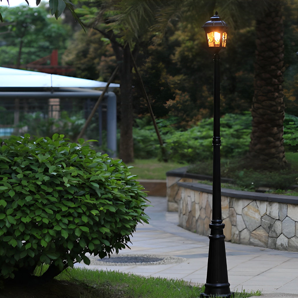 WINCHESTER VINTAGE LED GARDEN LANTERN POST