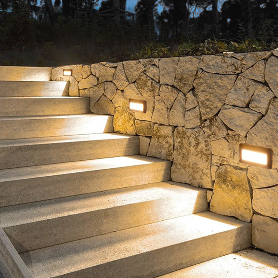 FENWICK GLOW RECESSED OUTDOOR STEP LIGHTING