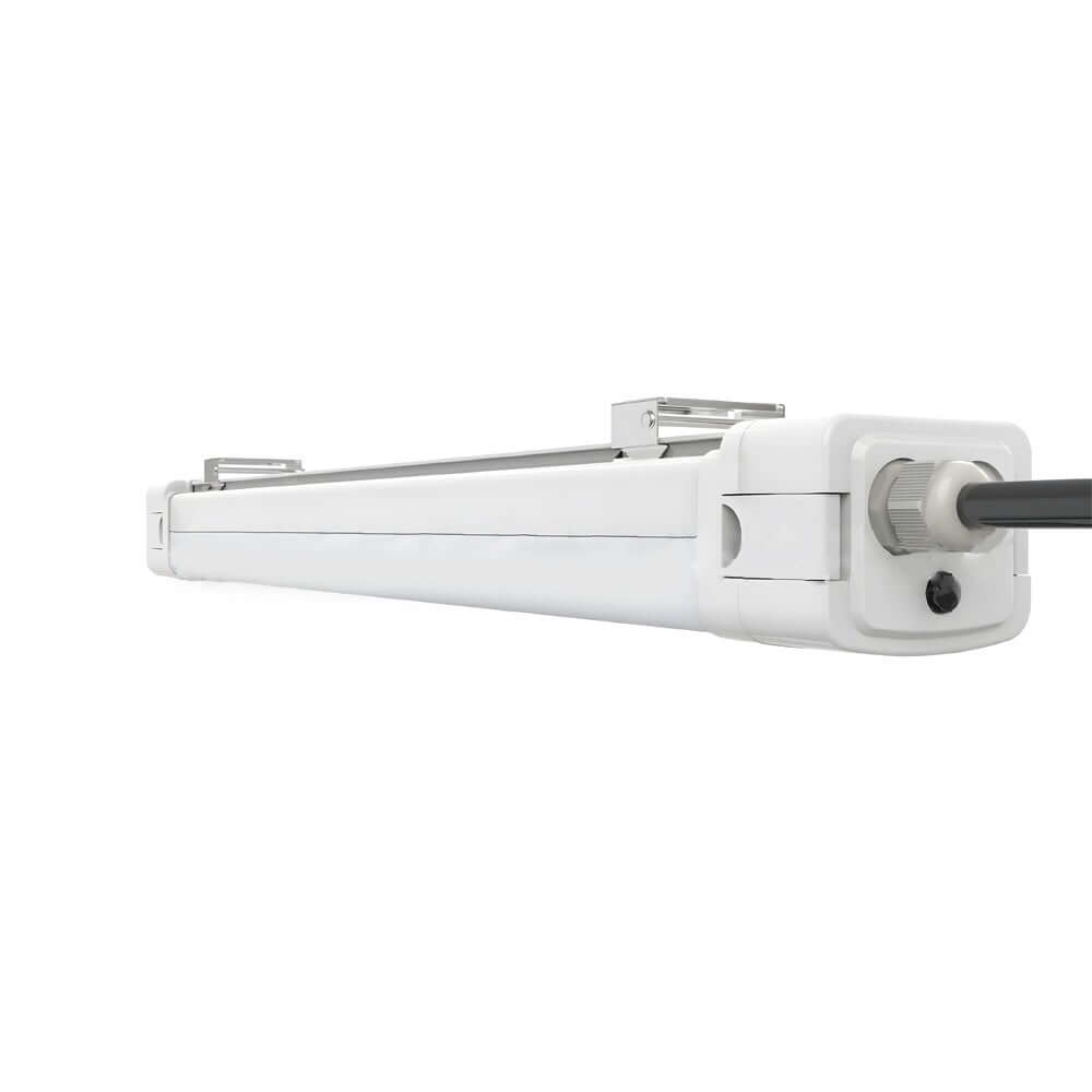 WINTERBOURNE 47-INCH LED TRIPLE-PROOF CEILING LUMINAIRE, VAPOR SEAL WITH DUAL COLOR TEMPERATURE OPTIONS