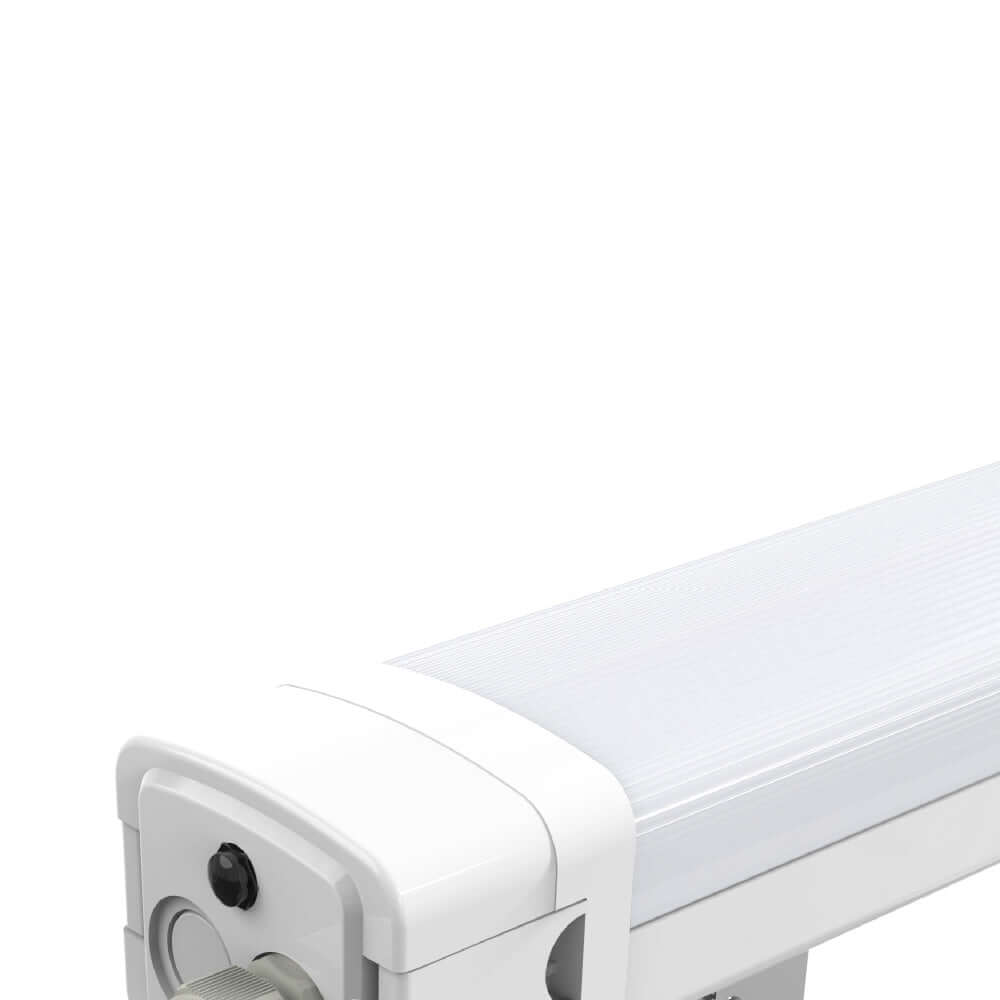 WINTERBOURNE 47-INCH LED TRIPLE-PROOF CEILING LUMINAIRE, VAPOR SEAL WITH DUAL COLOR TEMPERATURE OPTIONS