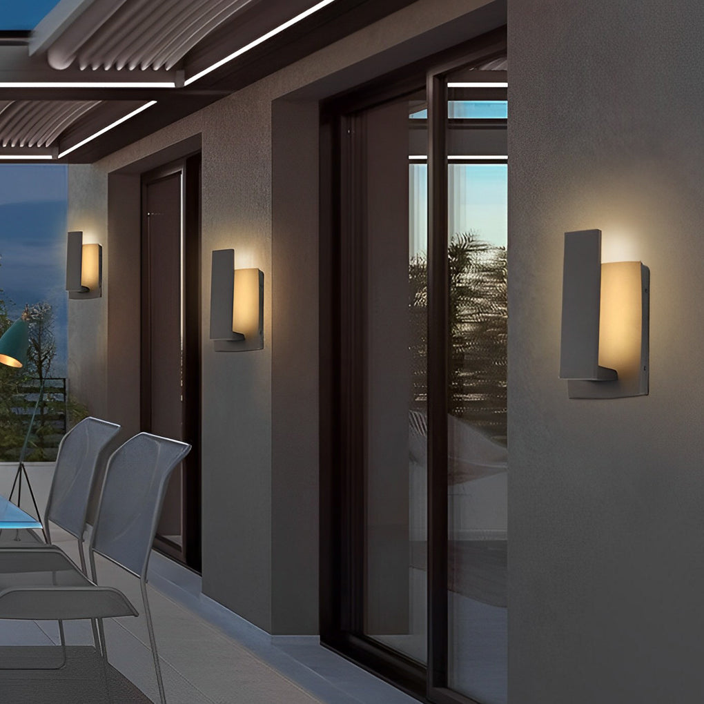 WINTERBOURNE ALUMINUM LED OUTDOOR WALL LANTERN - WATER-RESISTANT MINIMALIST DESIGN IN BLACK FINISH
