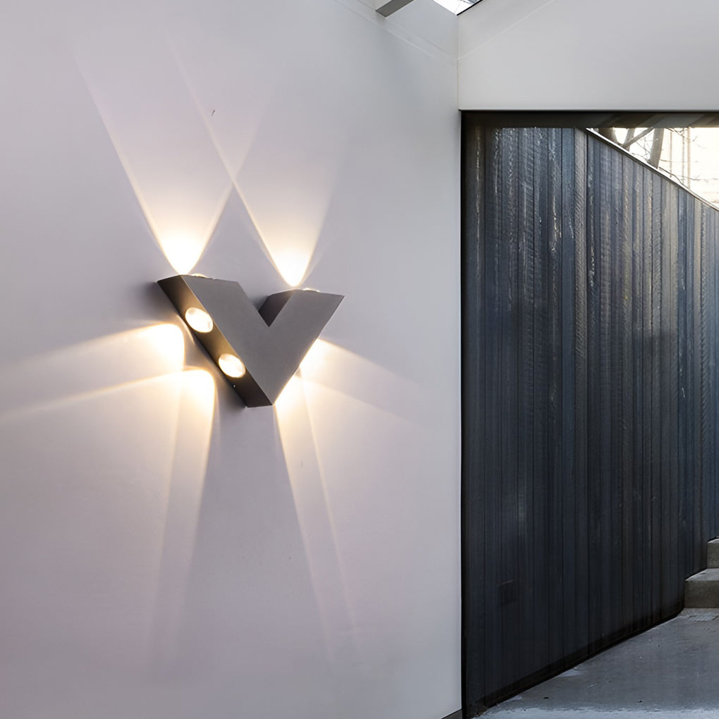 WINTERBOURNE V-SHAPE OUTDOOR LED WALL WASHER LIGHT
