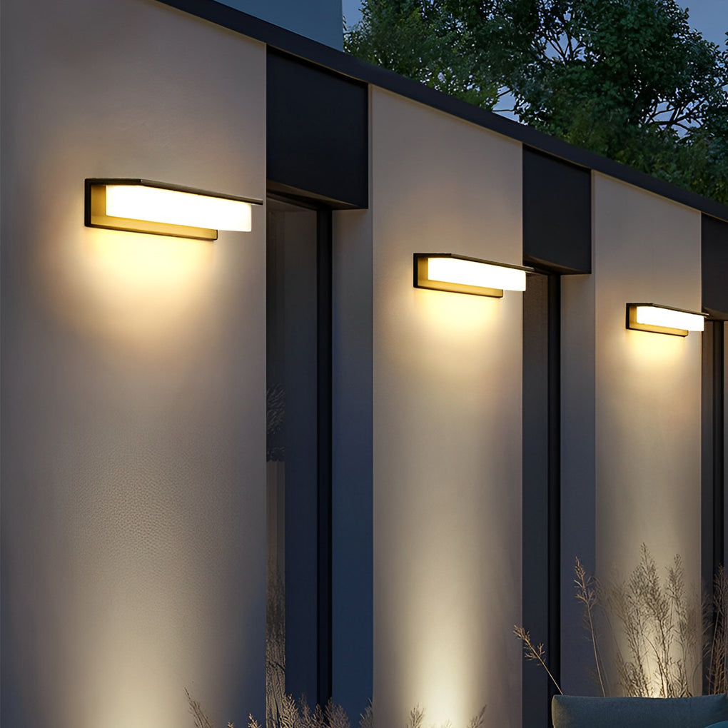 WINTHROP SOLAR-POWERED RECTANGULAR WALL SCONCE WITH WATER-RESISTANT DESIGN