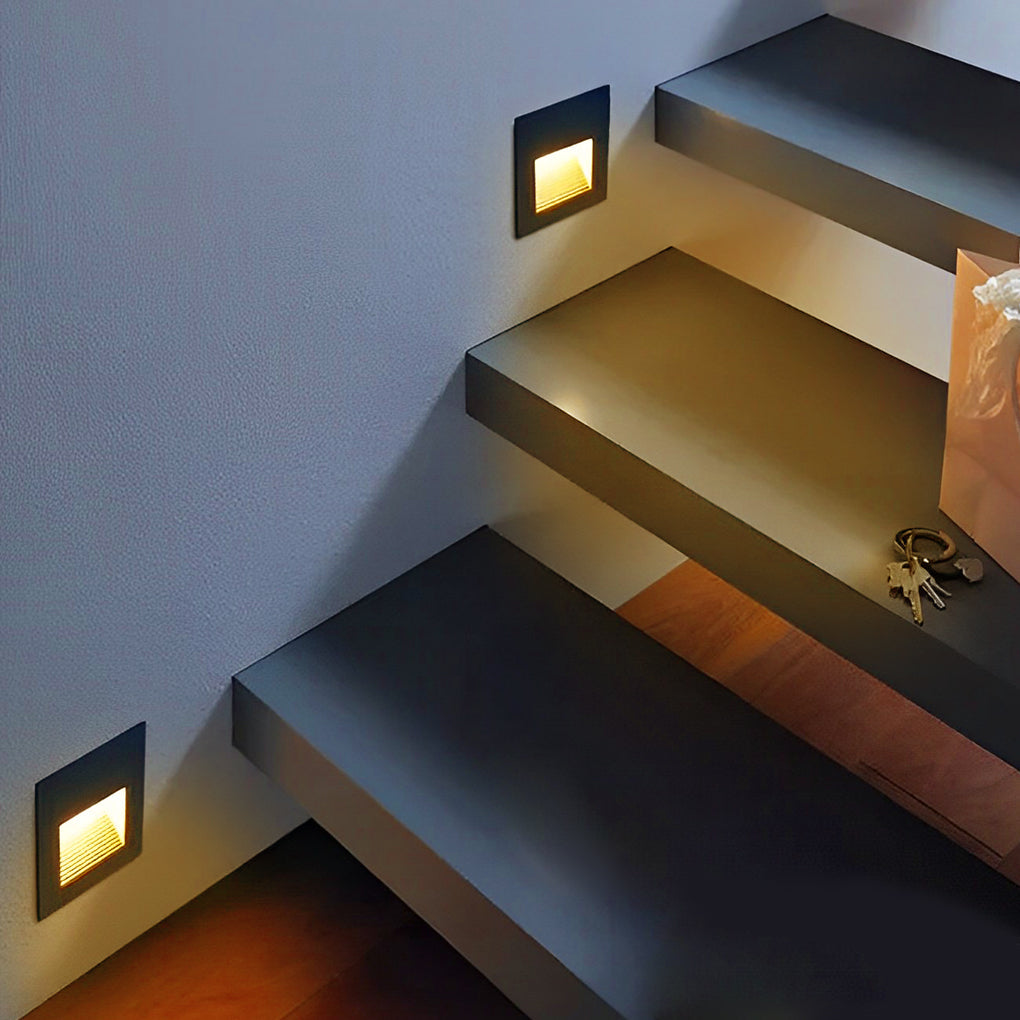 WINCHESTER MODERN LED RECESSED STEP LIGHTS IN ANODIZED ALUMINUM