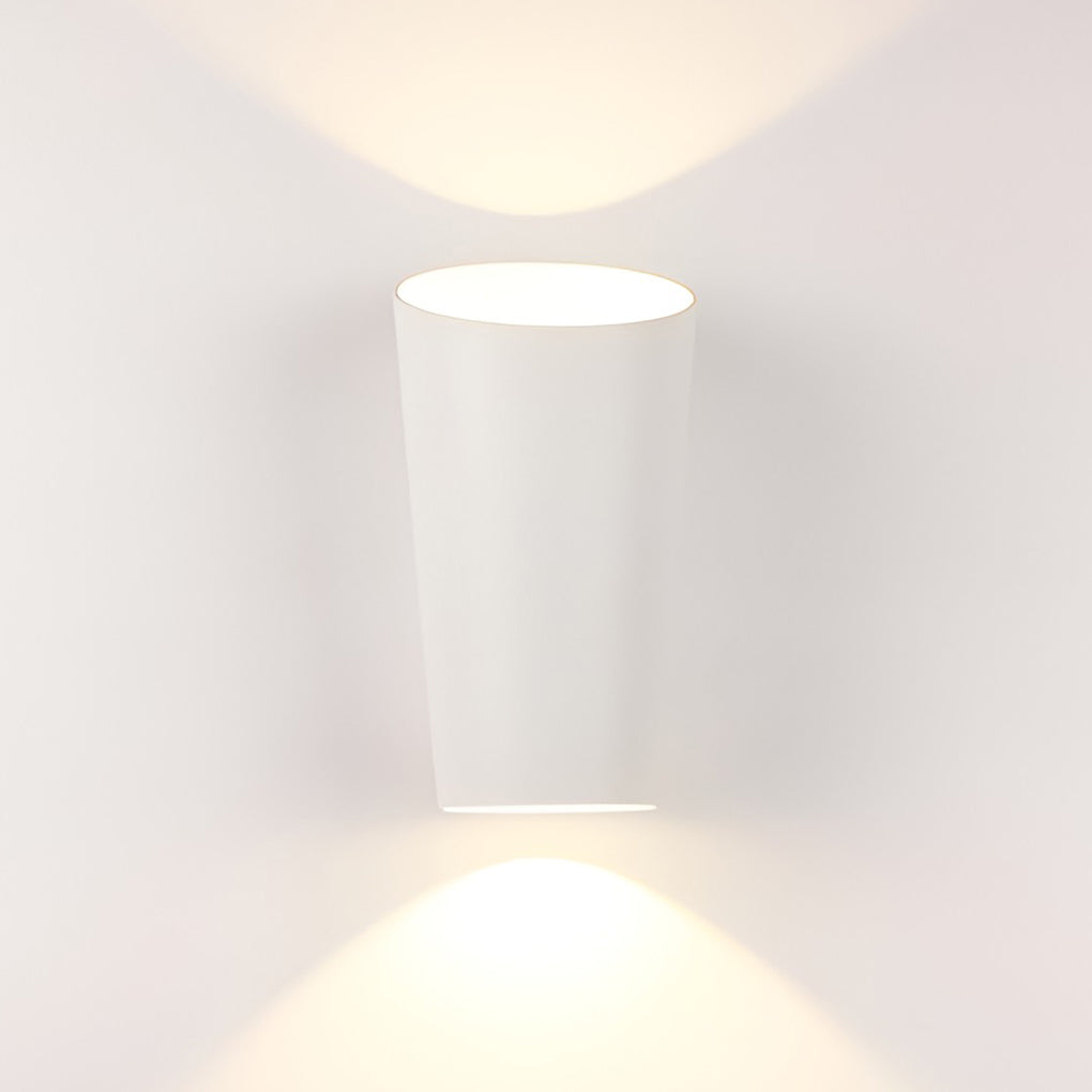 WINTHROP CYLINDRICAL AQUA-RESISTANT 10W LED DOUBLE-FACED WALL LANTERN