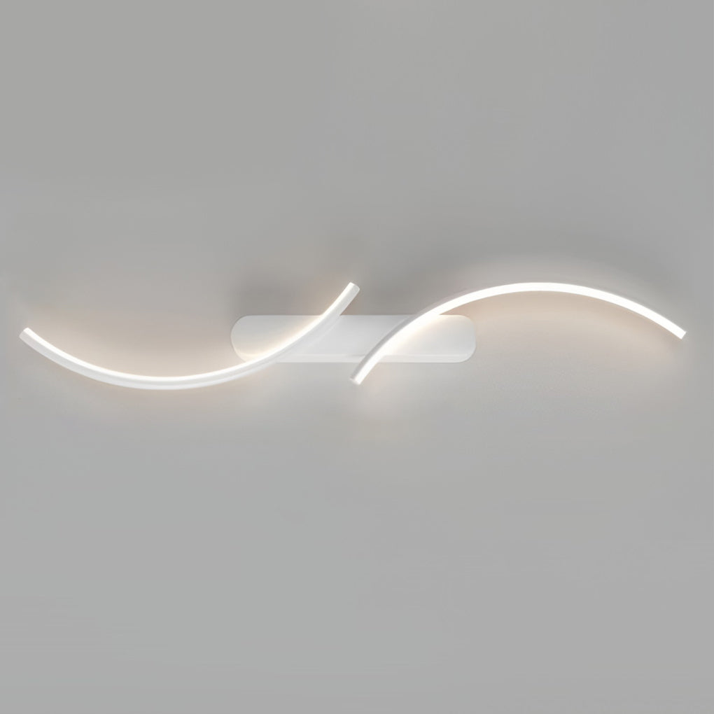 WINDSOR CURVED TRIO-TONE LED WALL LANTERN