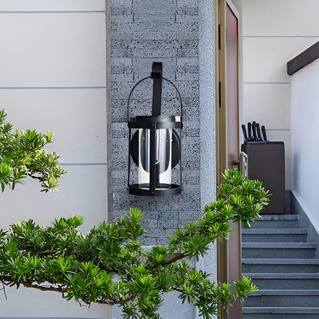 WINTHORPE SOLAR-POWERED WALL LANTERN, MODERN WATER-RESISTANT LED SCONCE