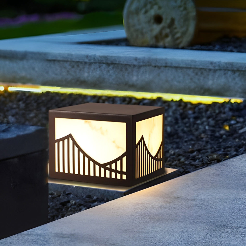 ASHFORD SOLAR ILLUMINATED MOUNTAIN VIEW GARDEN POSTS