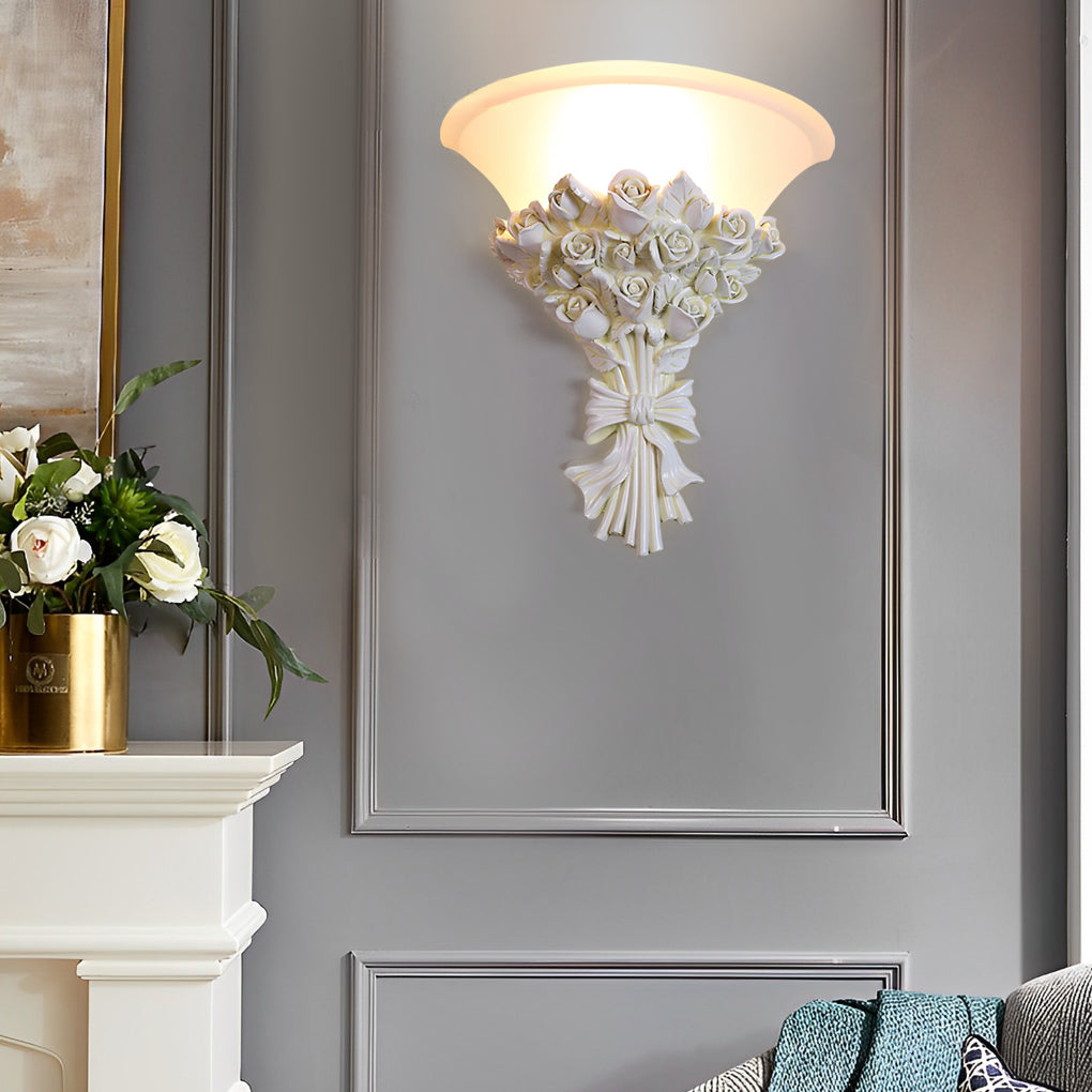 WINTHORPE VINTAGE ROSE EMBELLISHED WALL LANTERN