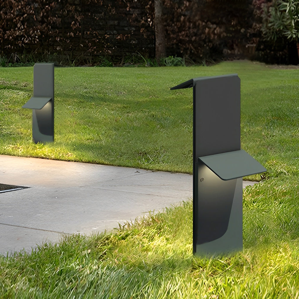 WINTHROPE SOLAR-POWERED VERTICAL PATH LIGHTS WITH DUAL DOWNLIGHT PANELS