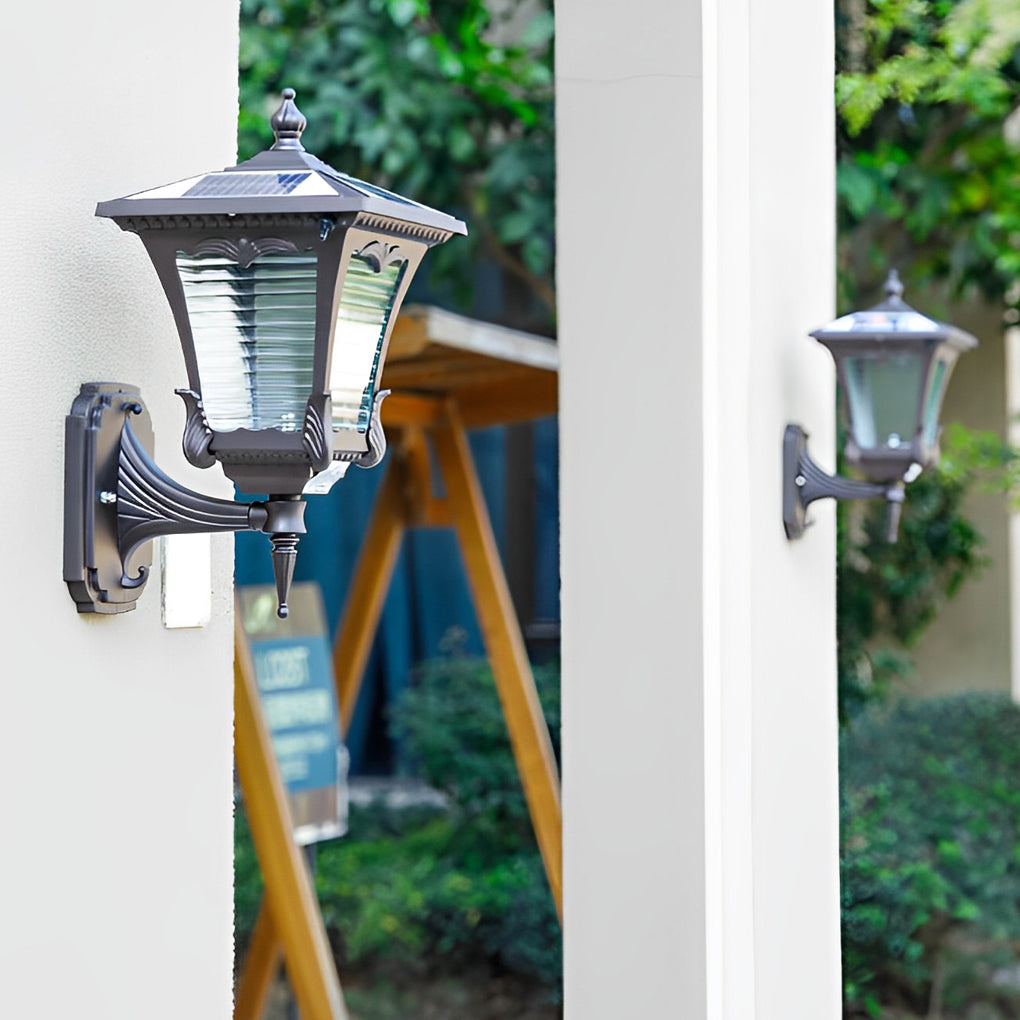 CHARLESTON STRIPED GLASS SOLAR WALL LANTERN