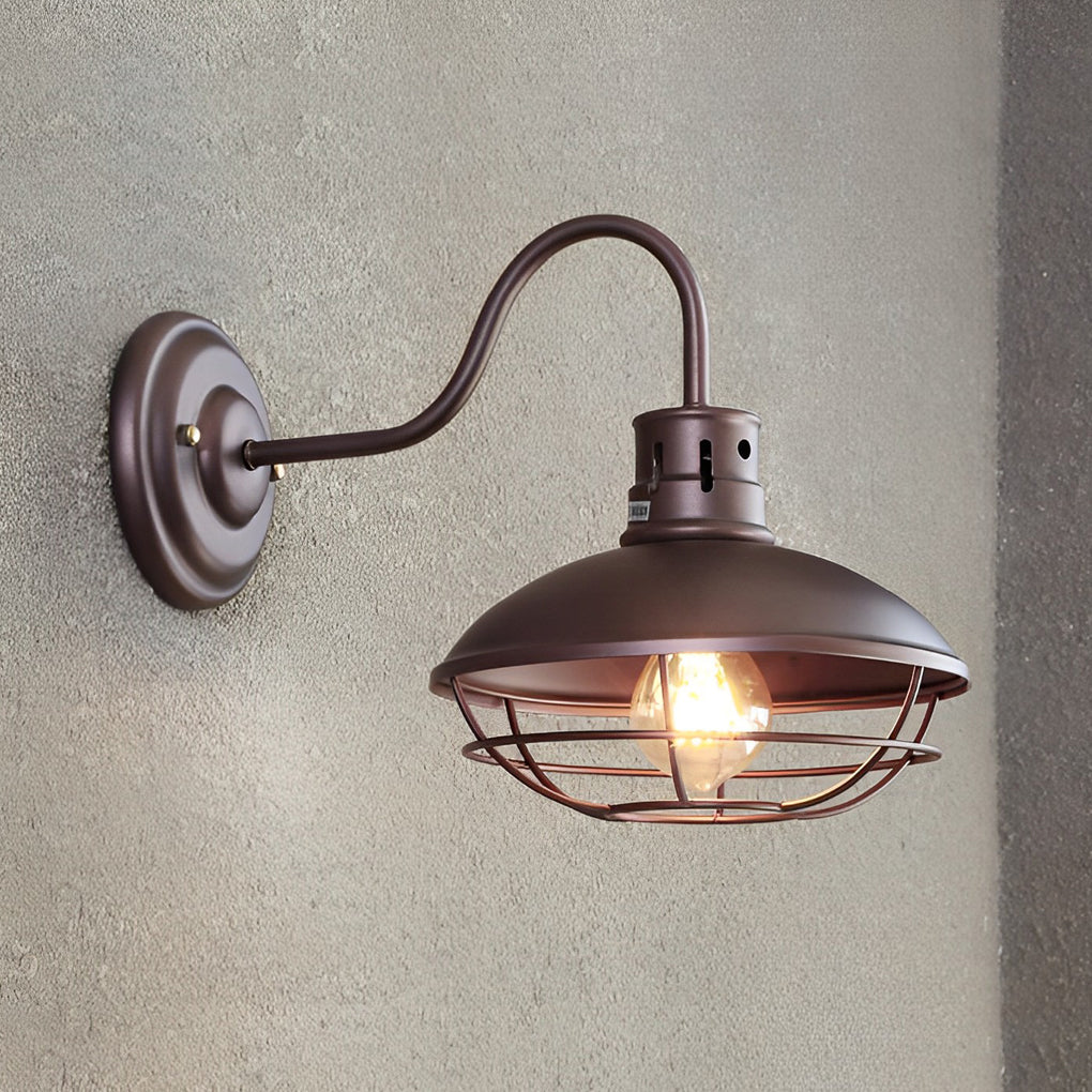 WINDSOR IRON VINTAGE OUTDOOR WALL LANTERN