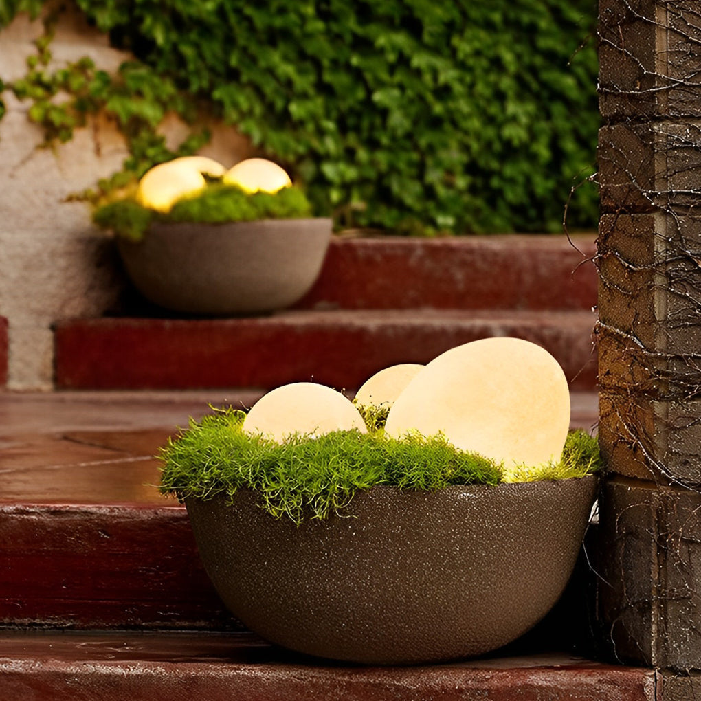 WINTERBOURNE RESIN PEBBLE GLOW GARDEN LIGHT