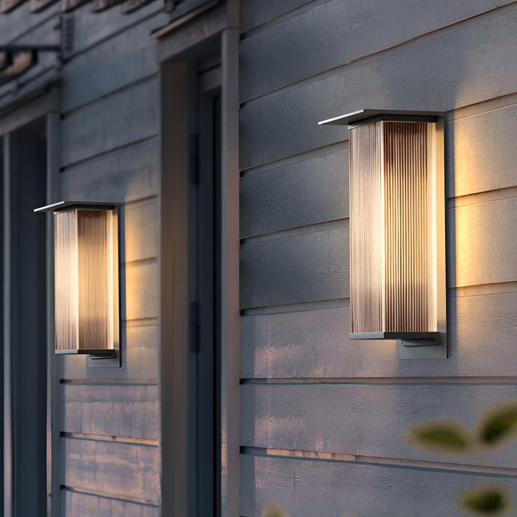WINDSOR RECTANGULAR SOLAR WALL LANTERN, WATER-RESISTANT LED 3W OUTDOOR LIGHTING