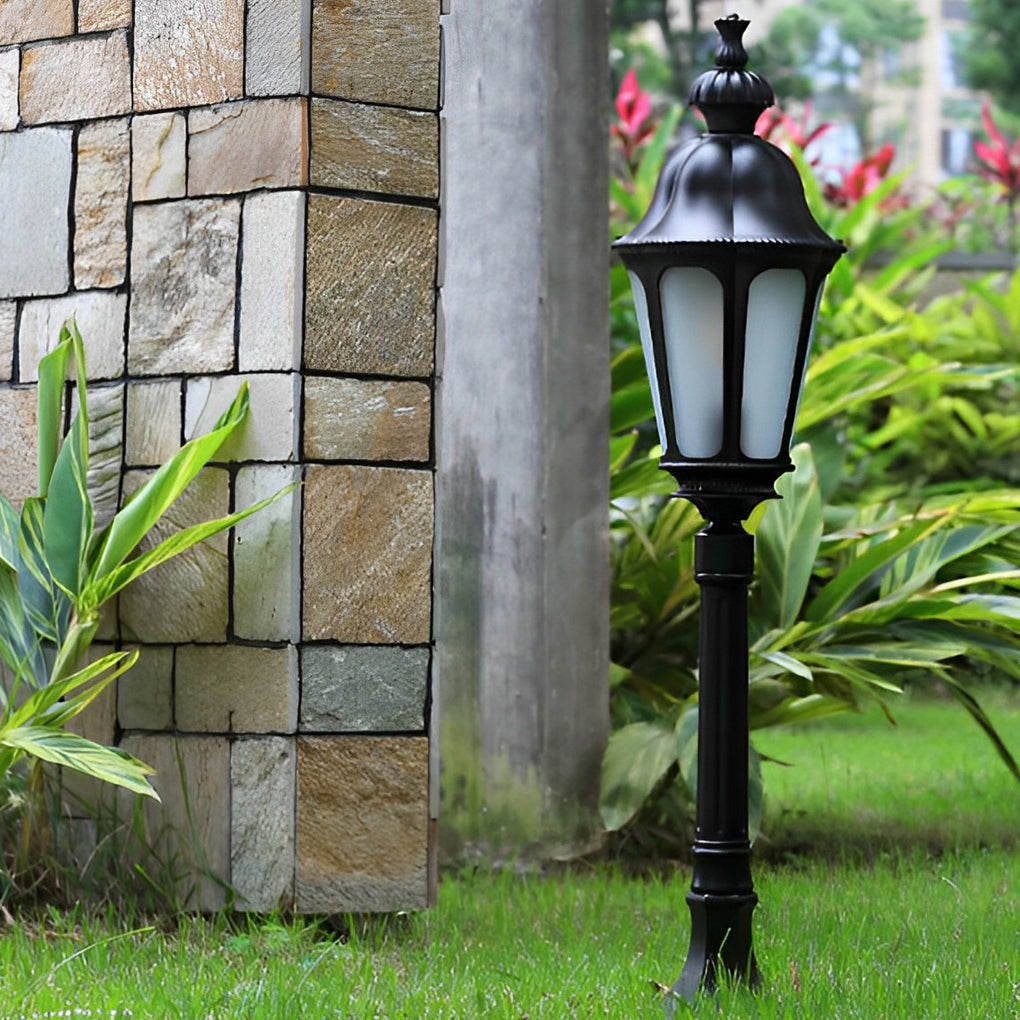 BLACKWATER GARDEN LANTERN POST WITH LED ILLUMINATION