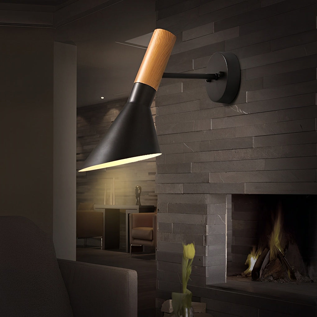 WINTERBOURNE ALUMINUM RETRO WALL BRACKET LIGHT