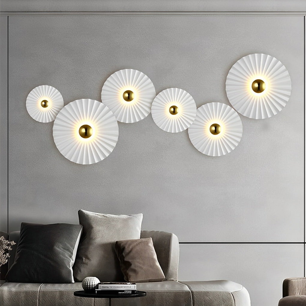 THISTLEBLOOM CIRCULAR PLEATED LUMINAIRE
