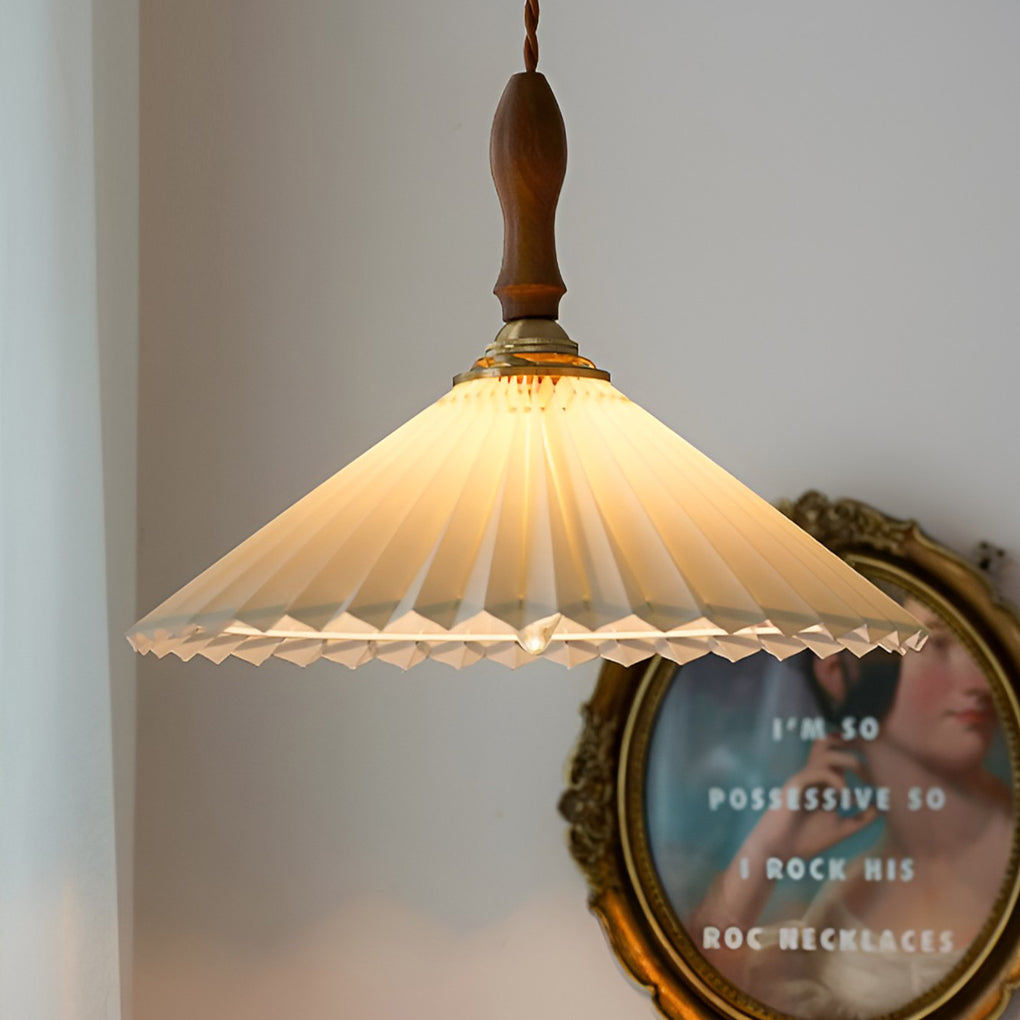 WINDSOR PLEATED WHITE NORDIC HANGING LAMP
