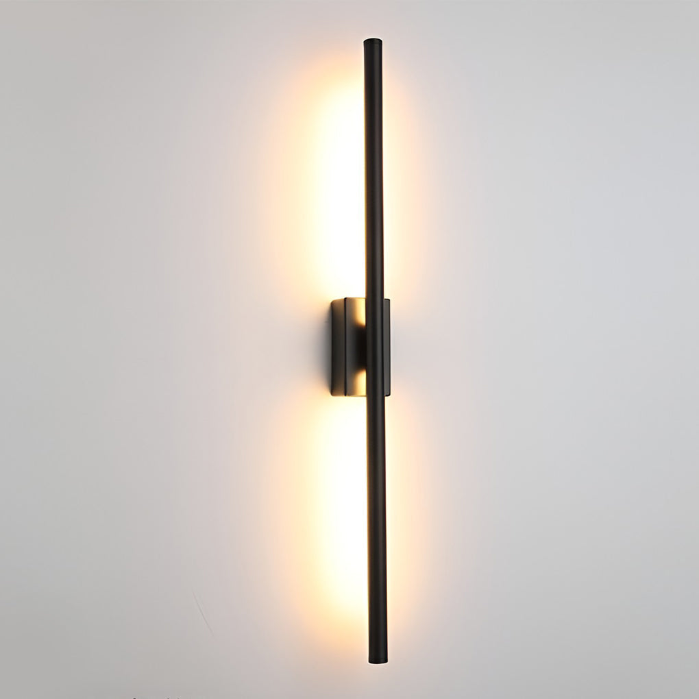 WINDSOR BRIGHT METAL STRIP WALL LANTERN