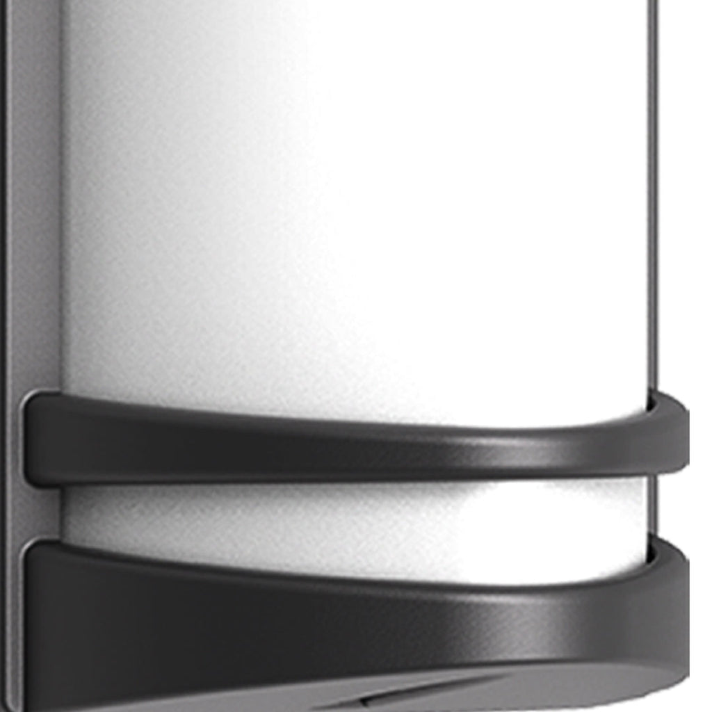 RAVENWOOD WEATHERPROOF OUTDOOR WALL LANTERN