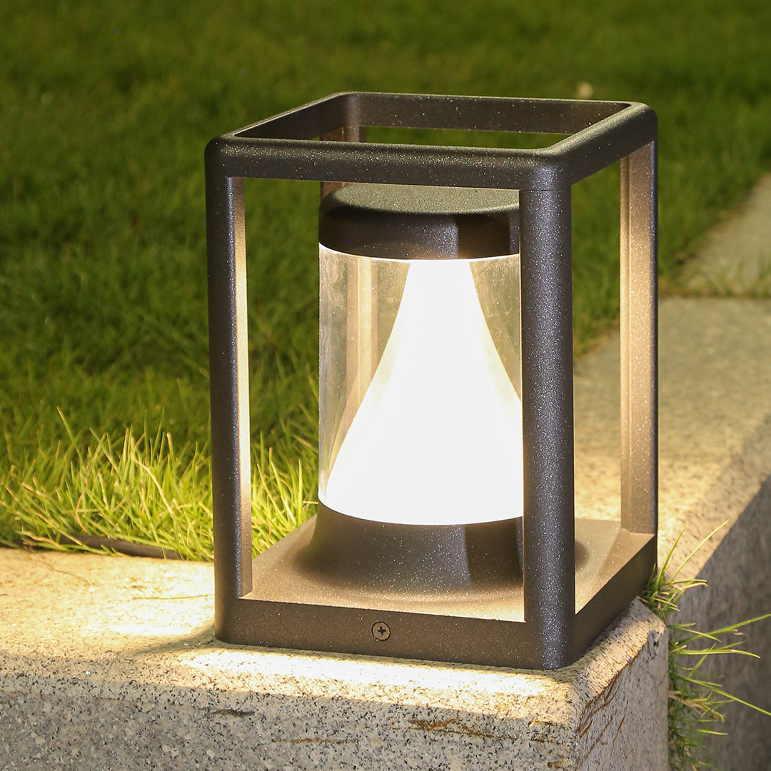 HALIFAX RUSTIC GLOW GARDEN STAKES