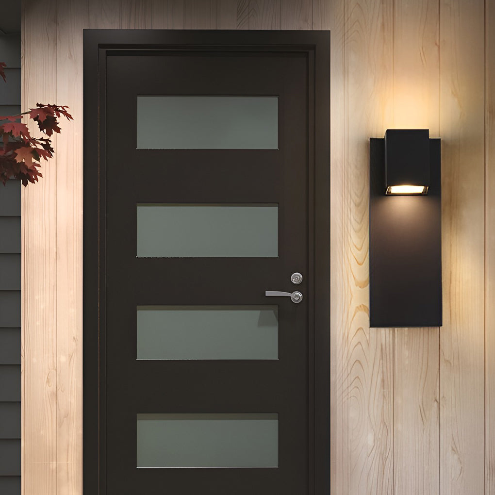 WINDSOR SQUARE AQUA SHIELD WALL LIGHTING