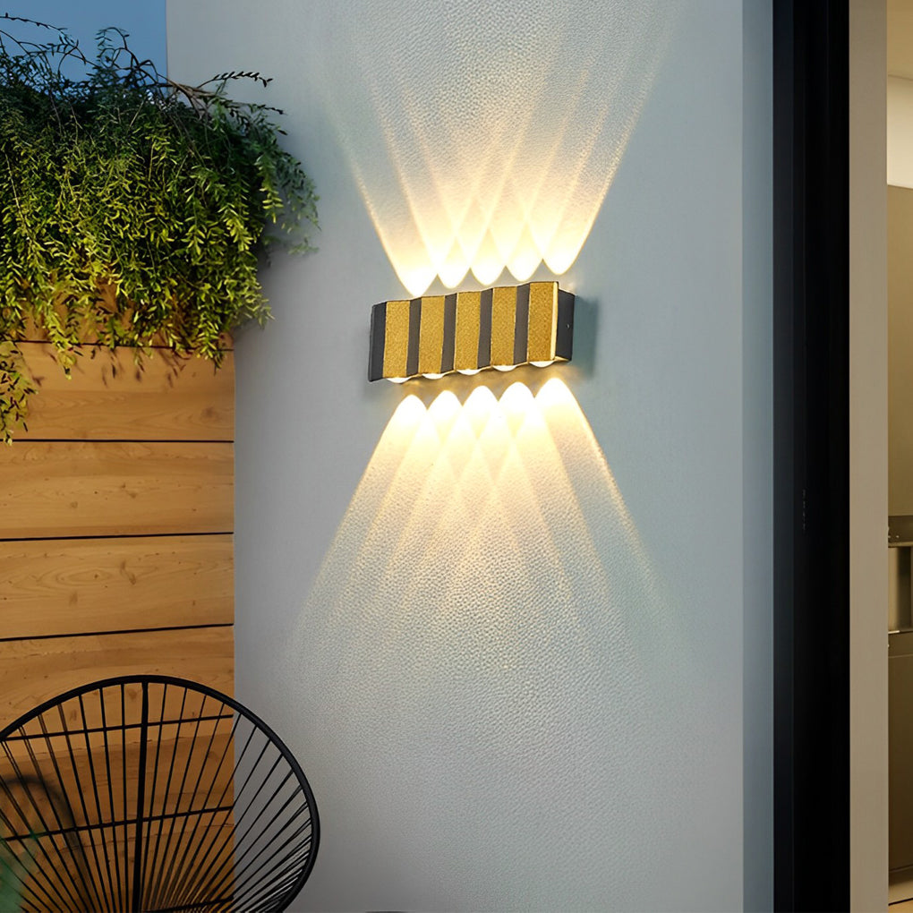 RAVENHALL DUAL-FACED LED OUTDOOR WALL SCONCE