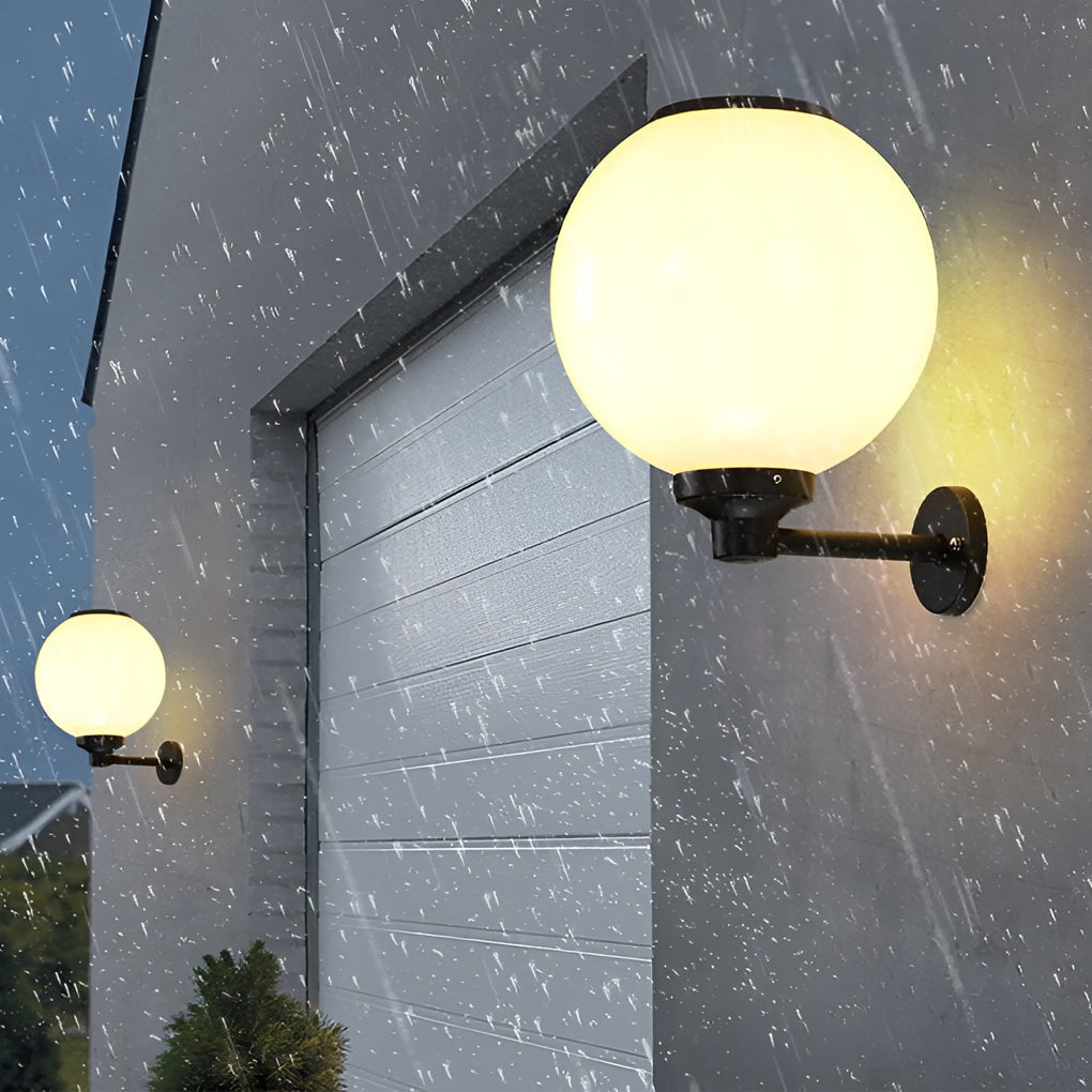 RAVENSTONE TRIPLE-LUMEN SOLAR OUTDOOR WALL SCONCE