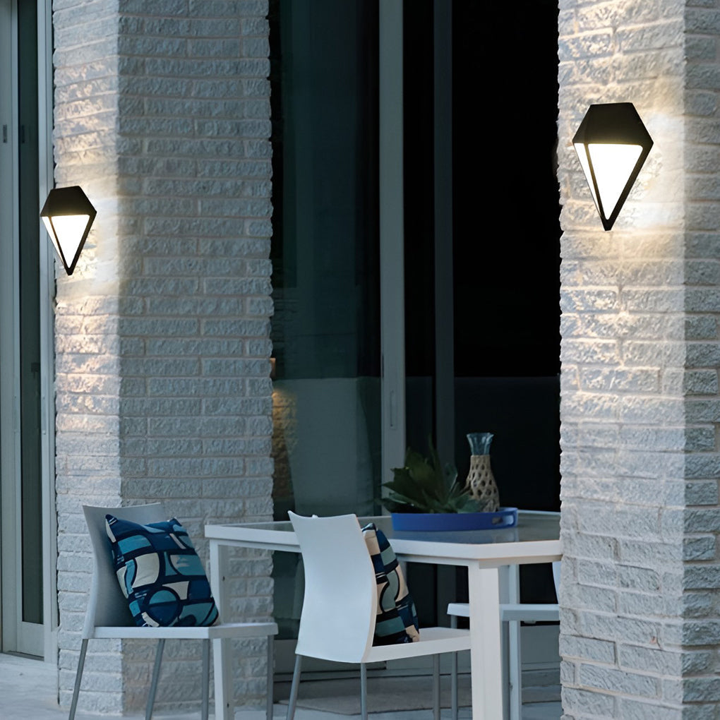 RAVENWOOD MODERN GEOMETRIC OUTDOOR WALL SCONCE