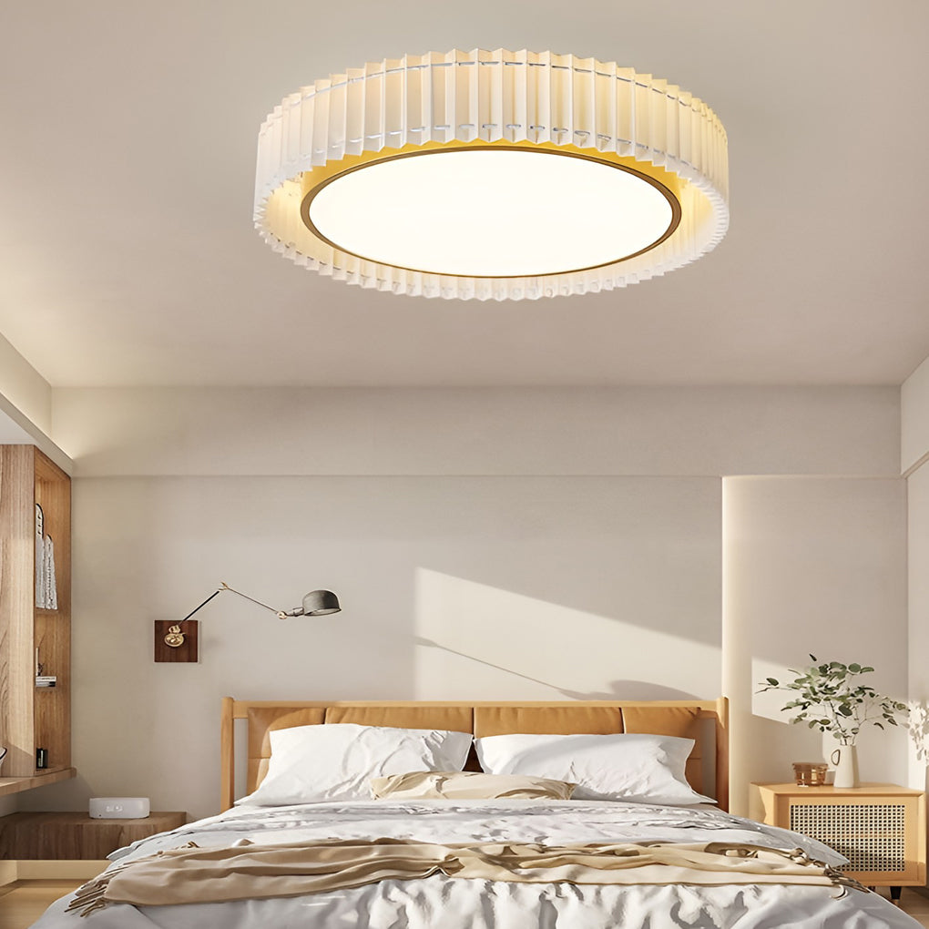 WINDSOR CIRCULAR PLEATED TRIO DIMMER CHANDELIER