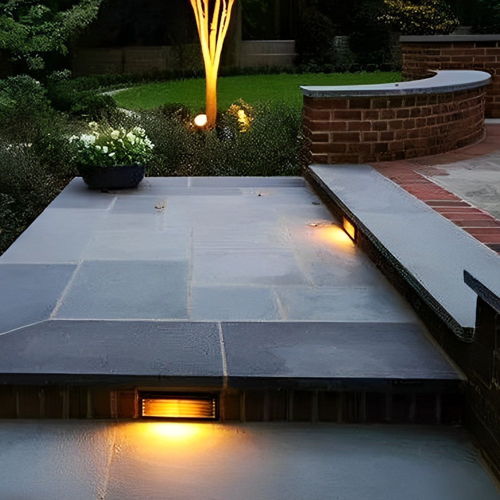 WINCHESTER MODERN LED RECESSED STEP LIGHTS IN ANODIZED ALUMINUM