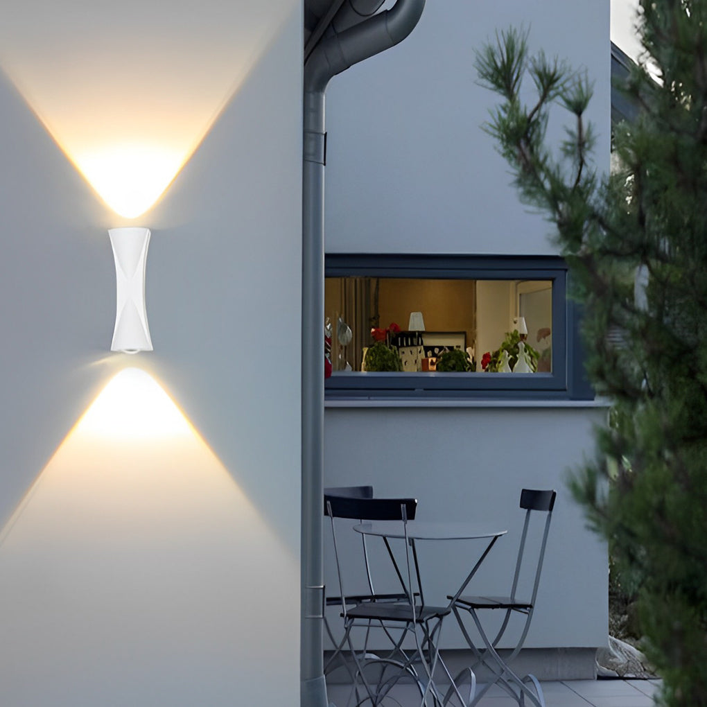WINDSOR RAINBOW LED OUTDOOR WALL SCONCE