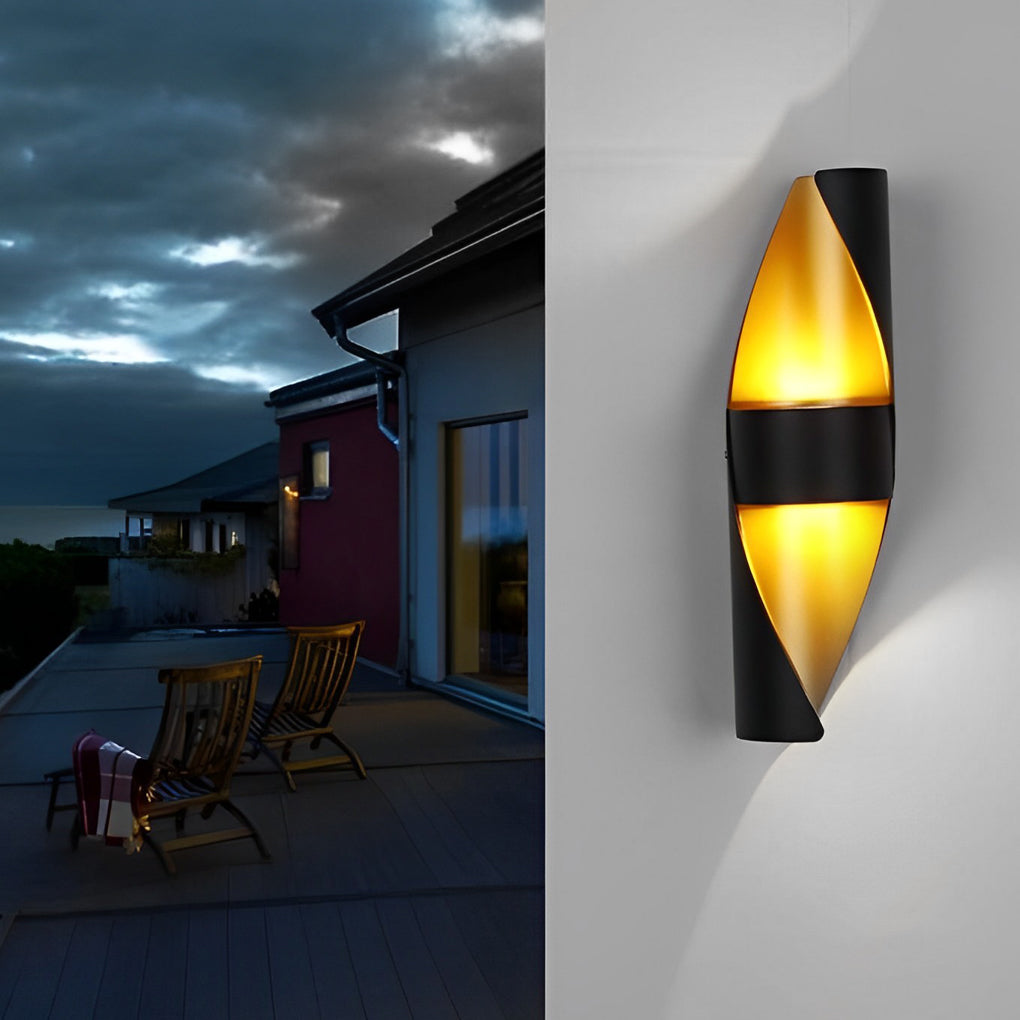WINDSOR SPIRAL OUTDOOR WALL SCONCE WITH GILT INTERIOR