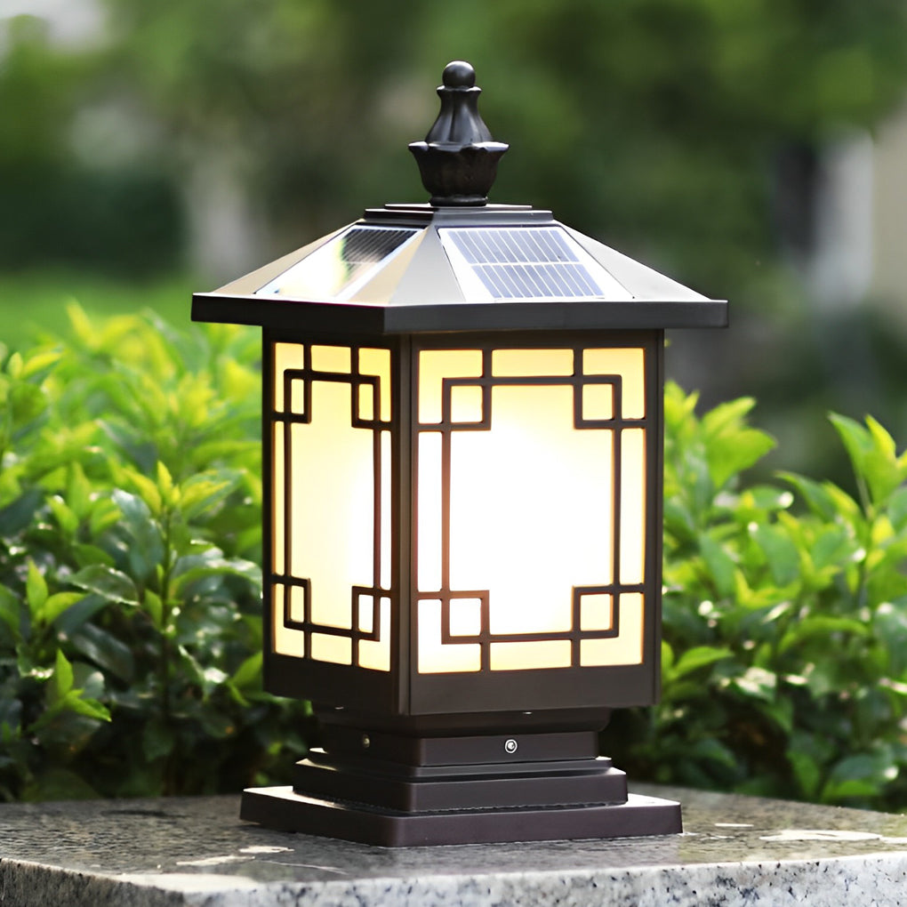 WINDSOR HARBOR SOLAR-POWERED FENCE LANTERNS WITH WATER-RESISTANT LED ILLUMINATION