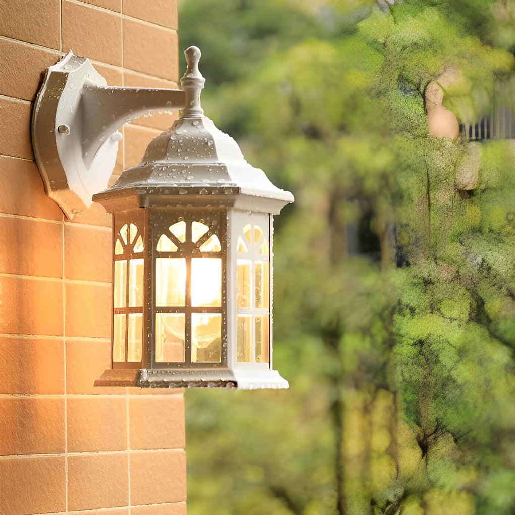 WINDSOR ALUMINUM RAINSHIELD WALL LANTERN