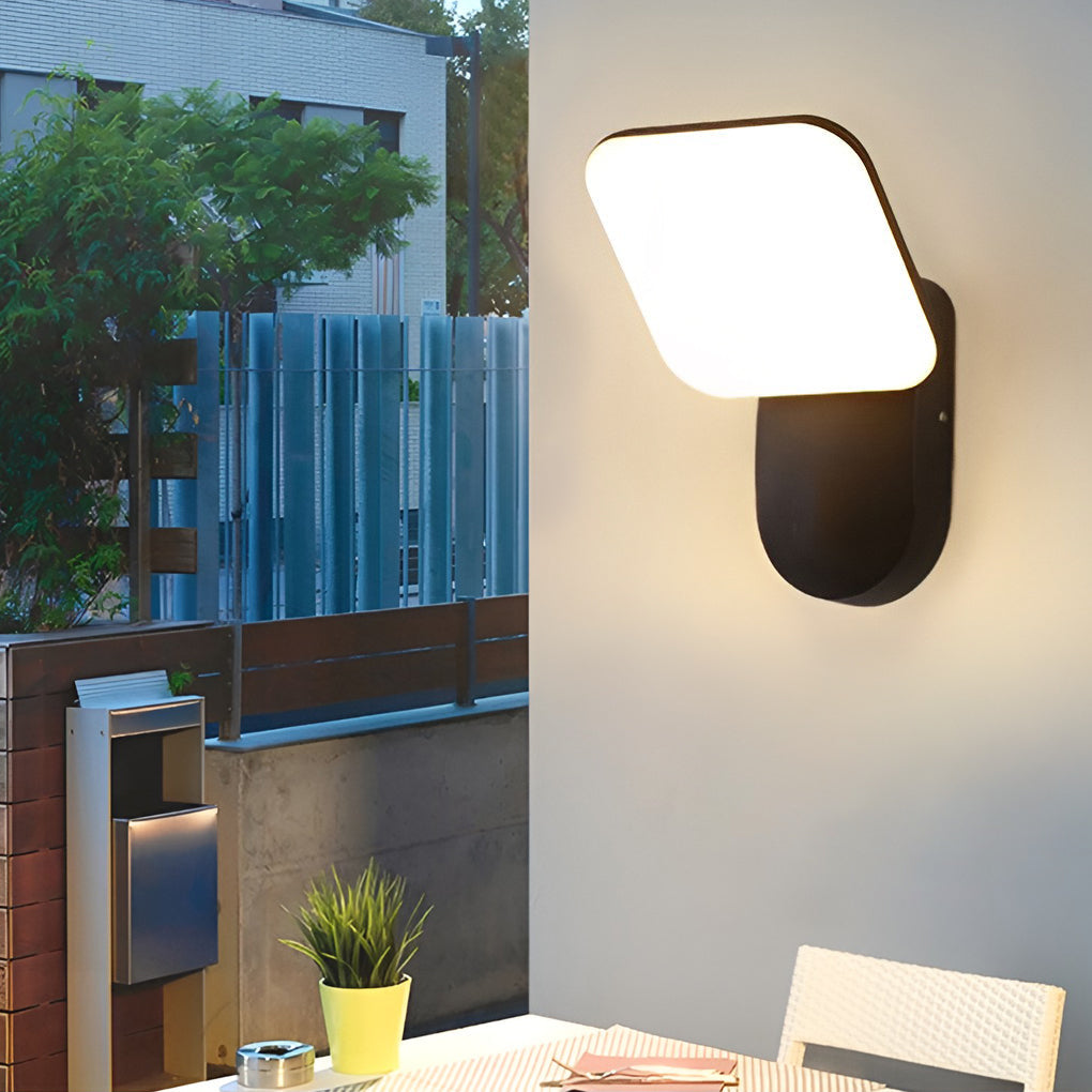 CHATHAM SQUARE 12W WATER-RESISTANT MODERN OUTDOOR WALL SCONCE