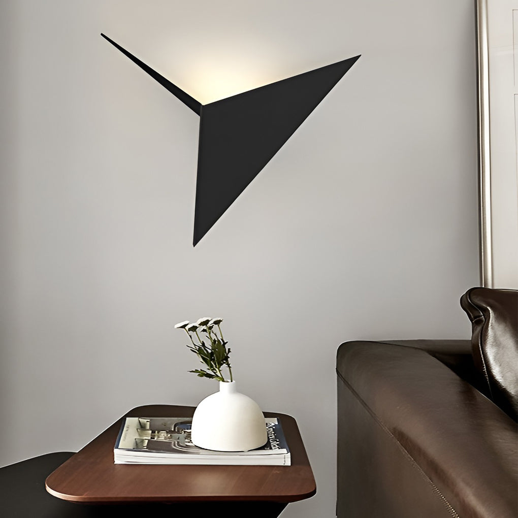 WINTHORPE TRIANGULAR LED WALL BRACKET LIGHT