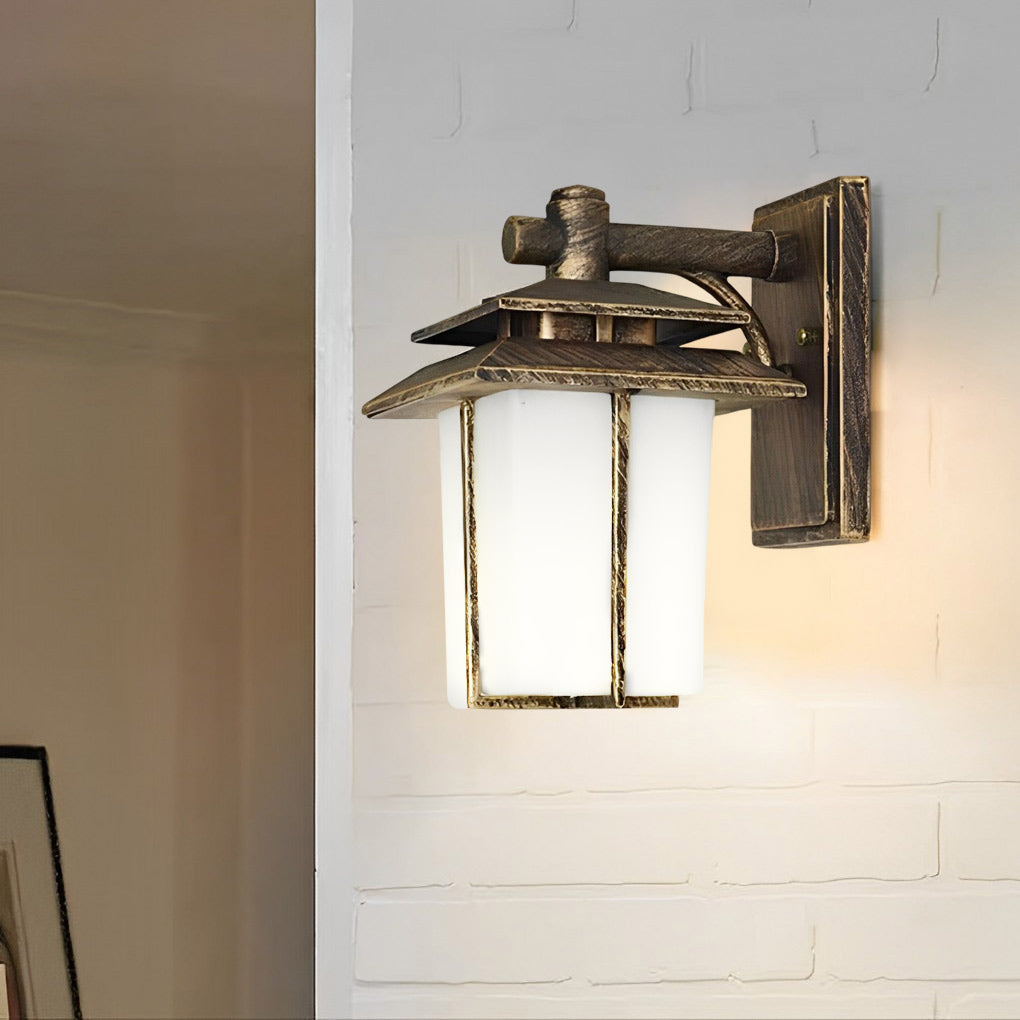 WINDSOR GLASS ENCASED OUTDOOR WALL LANTERN